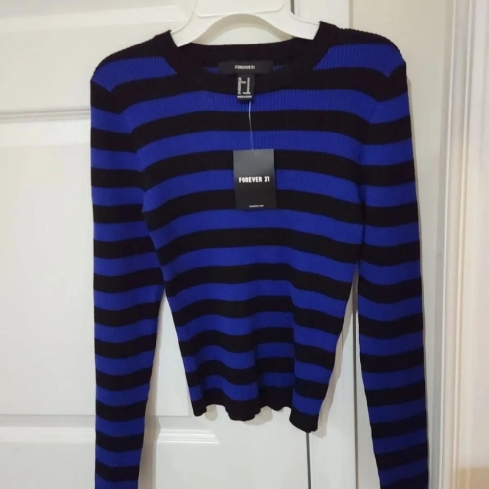 Sweater top